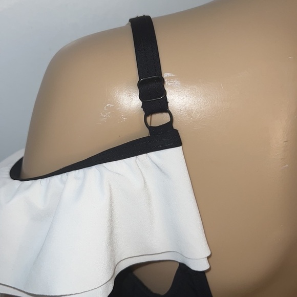 🎆Profile by Gottex Off The Shoulder Ruffle One Piece Swimsuit - Picture 7 of 13